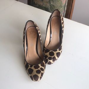 Boutique 9 leopard calf hair pumps. EUC. 4” heel